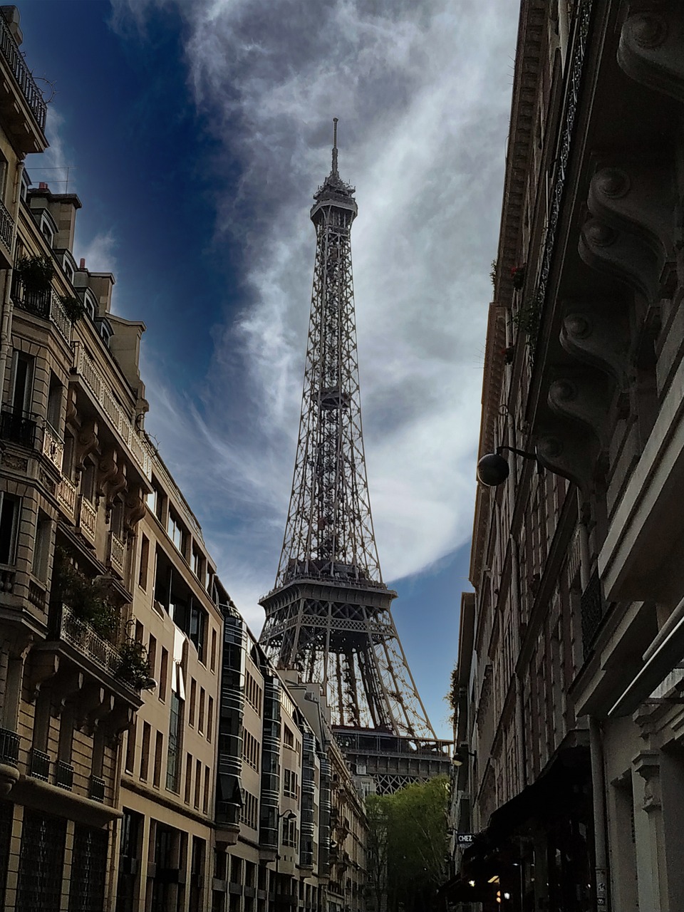 eiffel tower, paris, france-2375097.jpg